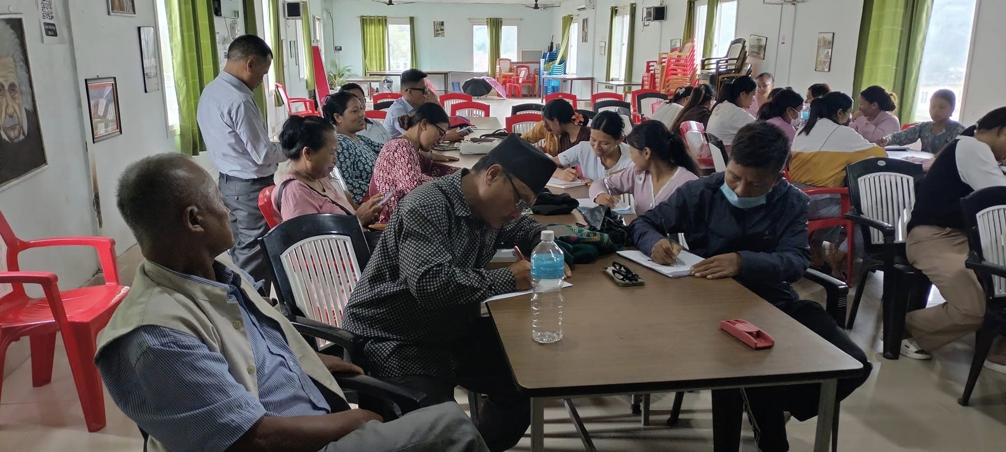 आदिकवि क्याम्पसमा मगर भाषासम्बन्धी प्रशिक्षण