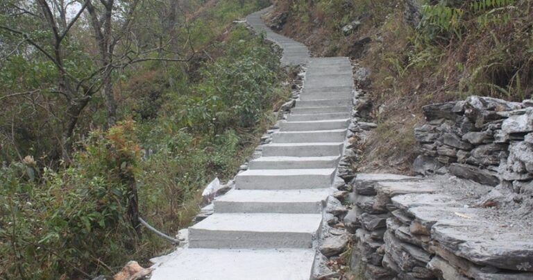 खोपारा जोड्ने पदमार्ग निर्माण