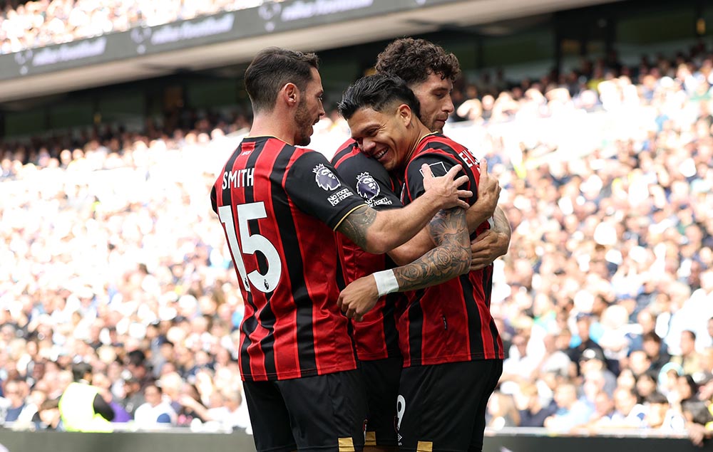 बोर्नमाउथसँग टोटनह्याम स्तब्ध