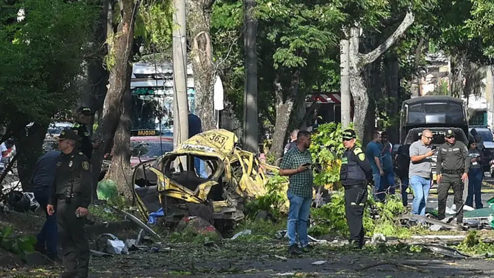 कोलम्बियामा कार बम आक्रमण: पाँच जनाको मृत्यु,३६ जना घाइते