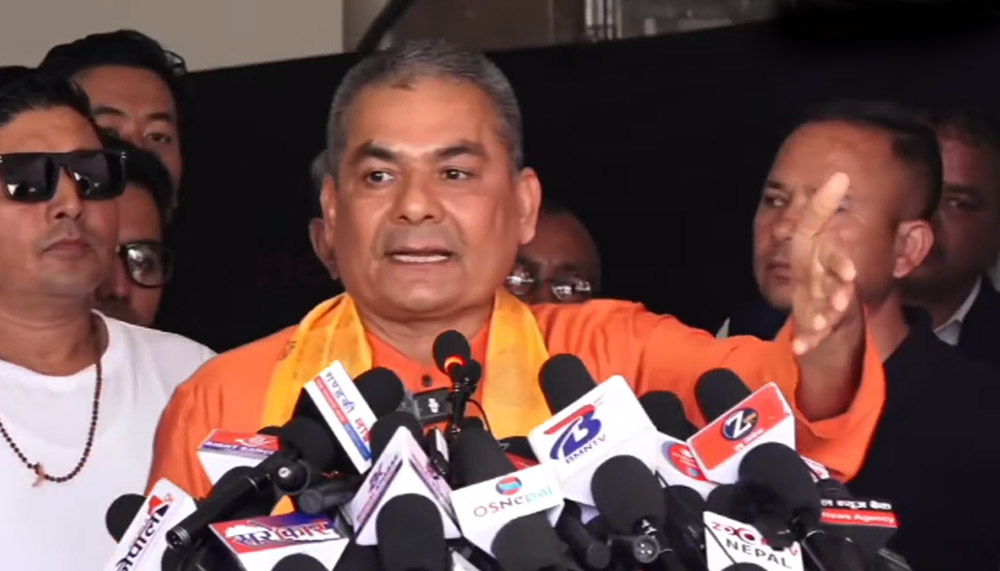 राजनीतिक दल खोल्ने दुर्गा प्रसाईको घोषणा