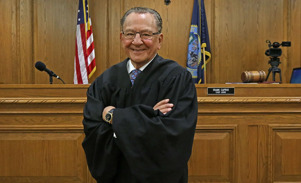 चर्चित अमेरिकी न्यायाधीश क्याप्रियोको निधन