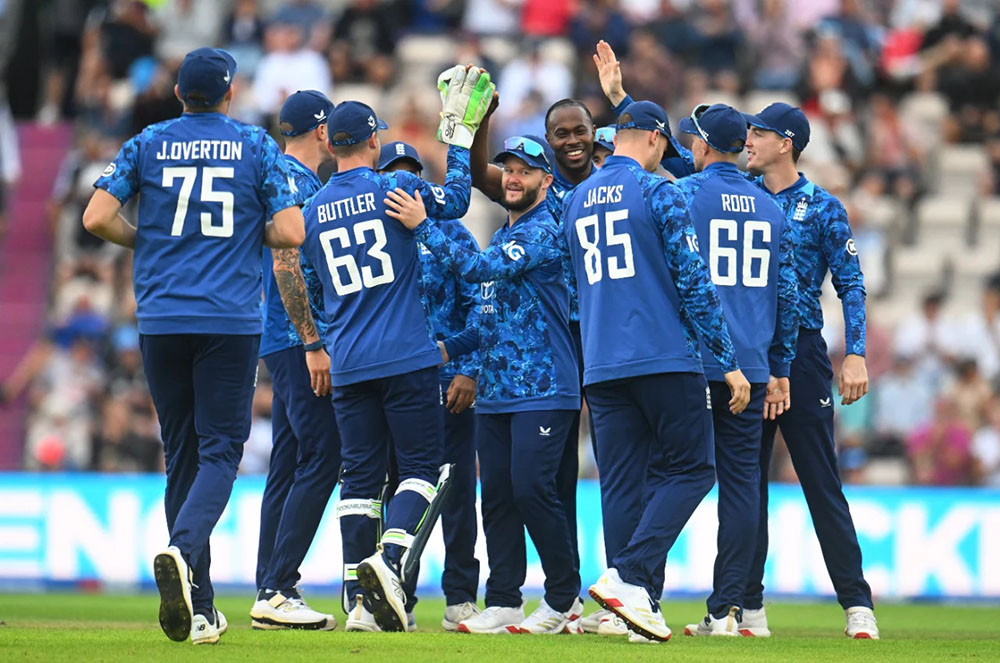 दक्षिण अफ्रीकाविरुद्ध इङल्याण्डको कीर्तिमानी जित