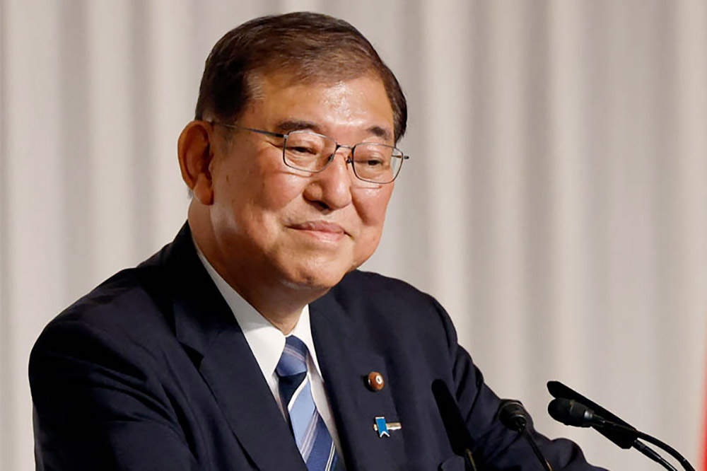 जापानी प्रधानमन्त्री इशिबाले दिए राजीनामा