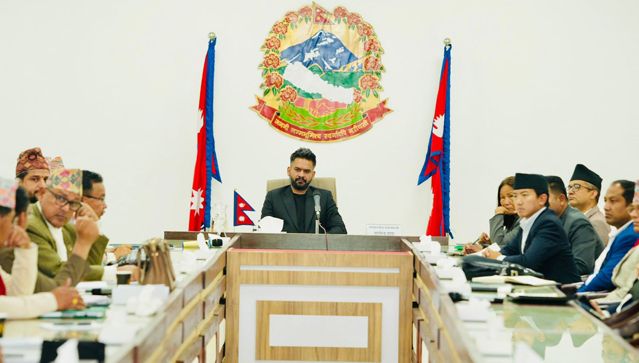 कोशी र कर्णाली प्रदेशका सांसदहरुसँग प्रधानमन्त्री बालेनको छलफल