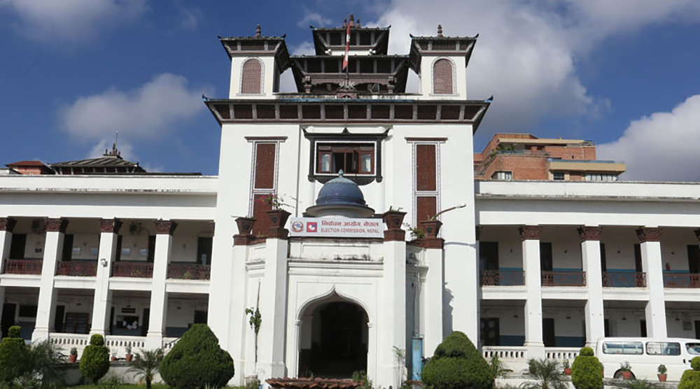 आज समानुपातिक सांसदलाई प्रमाणपत्र वितरण र निर्वाचन प्रतिवेदन राष्ट्रपतिलाई बुझाउदै निर्वाचन आयोग