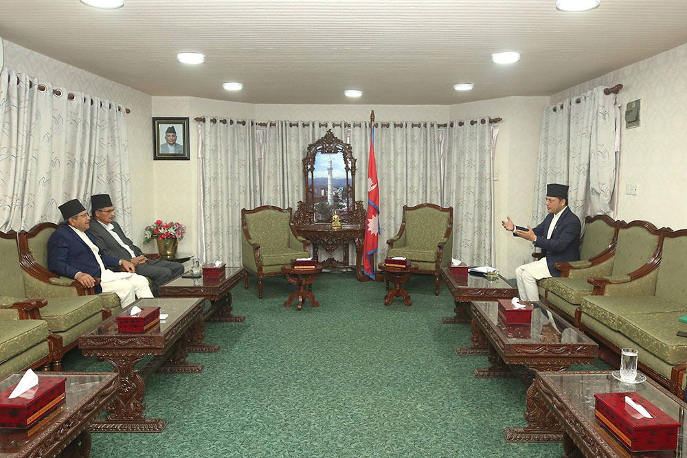 सभामुख अर्यालको पूर्व सभामुखद्वय घिमिरे र सापकोटासँग भेटवार्ता