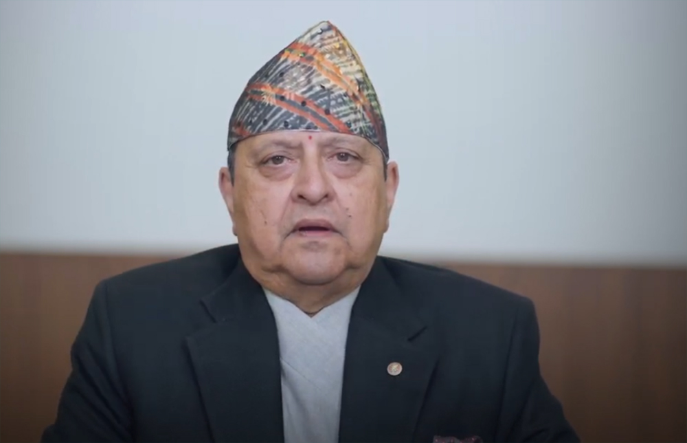 पोखरा जादै पूर्व राजा ज्ञानेन्द्र