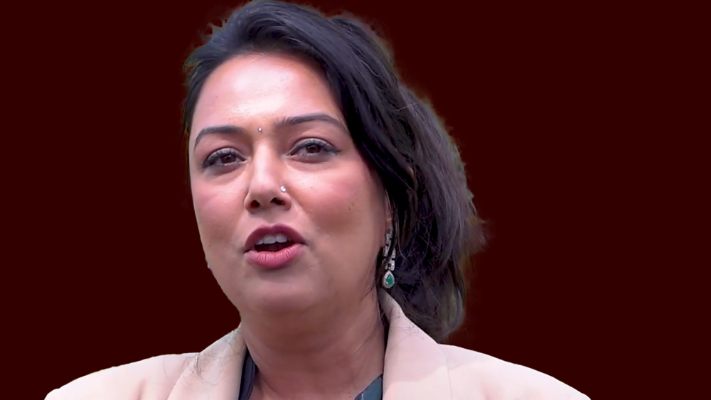 खुस्बु ओलीको सरकारलाई प्रश्न- इन्धनमा भन्सार छुट दिएरपनि जनताले राहत किन पाएनन् ?