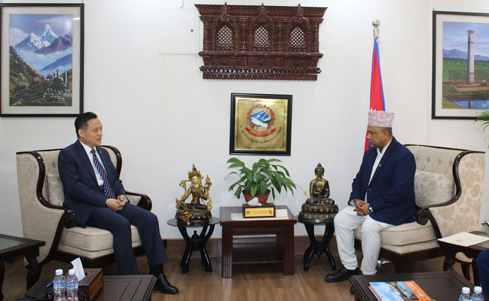 परराष्ट्रमन्त्री खनालसँग चिनियाँ राजदुत माओमिङको भेटवार्ता