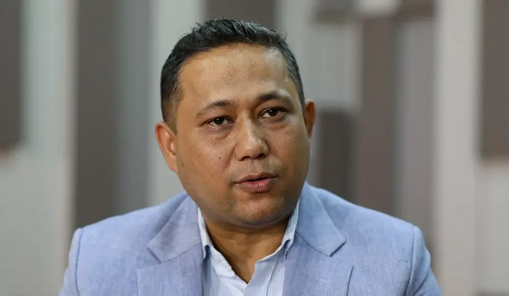 परराष्ट्रमन्त्री शिशिर खनाल पहिलो विदेश भ्रमणमा आज मौरिसस जादै